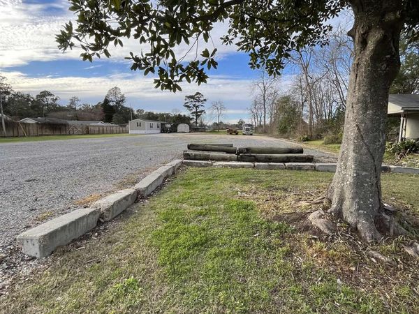 59010 Belleview Dr, Plaquemine, LA 70764