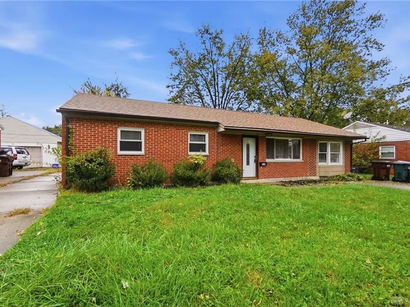 310 Lang Court, Englewood, OH 45322 Photo 18