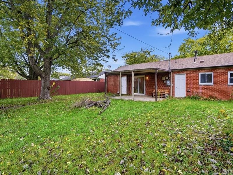 310 Lang Court, Englewood, OH 45322 Photo 21