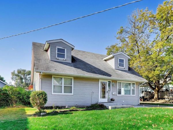 205 N Green Street , Carpentersville, IL 60110