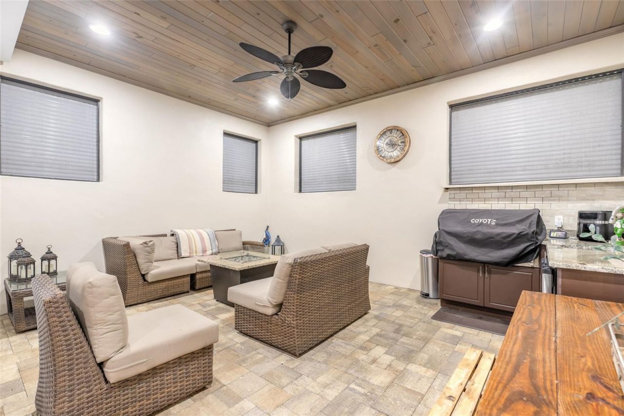 2813 Paradiso Court , New Smyrna Beach, FL 32168 Photo