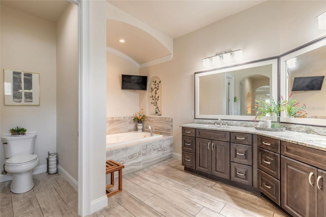 2813 Paradiso Court , New Smyrna Beach, FL 32168 Photo