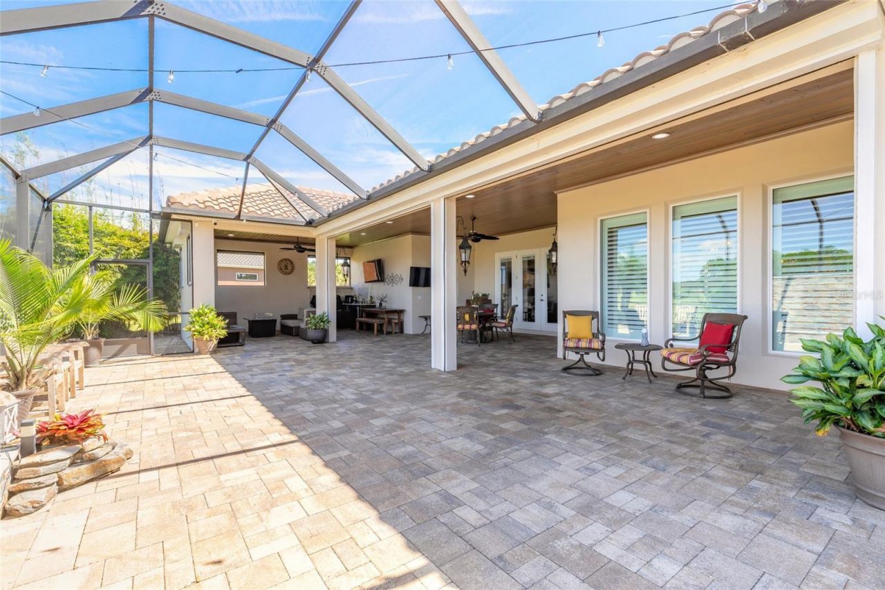 2813 Paradiso Court , New Smyrna Beach, FL 32168 Photo