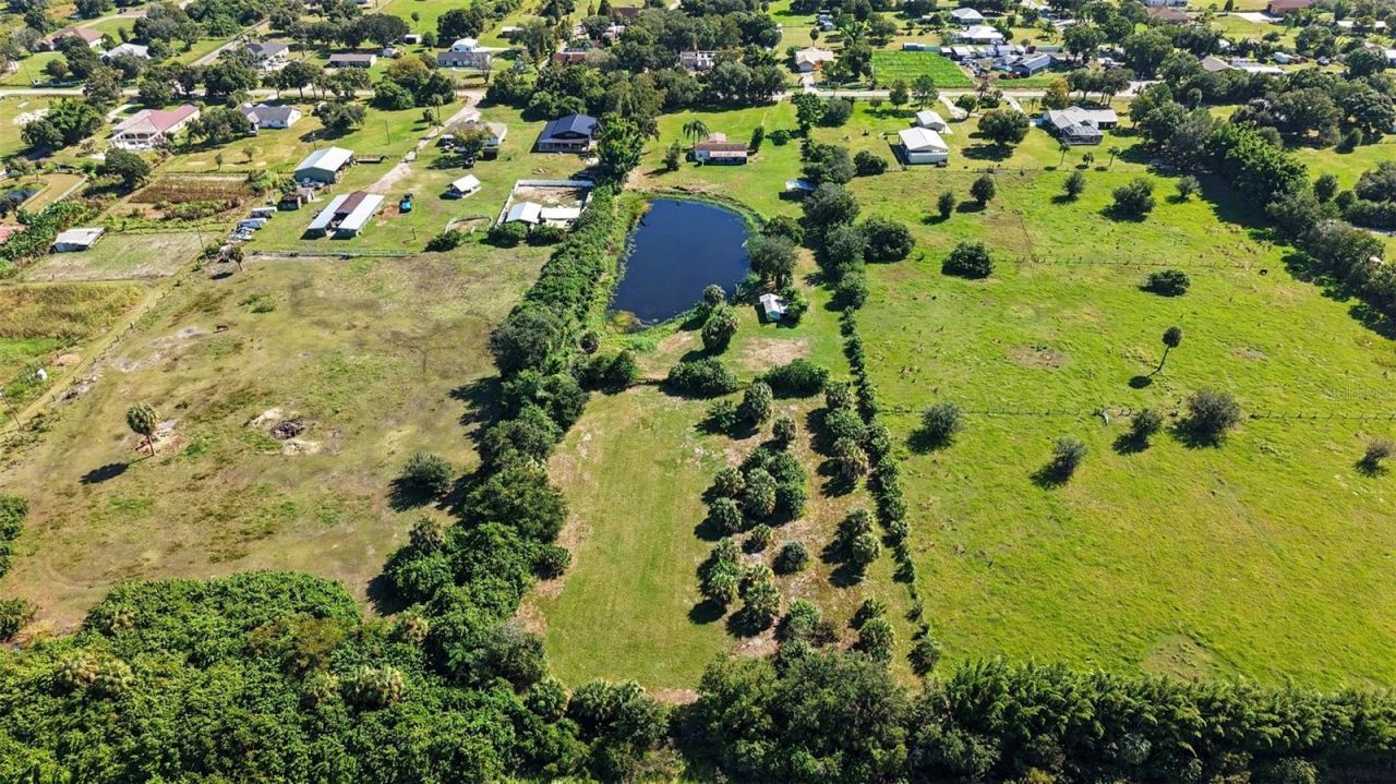 12015 Messler Rd , Gibsonton, FL 33534 Photo