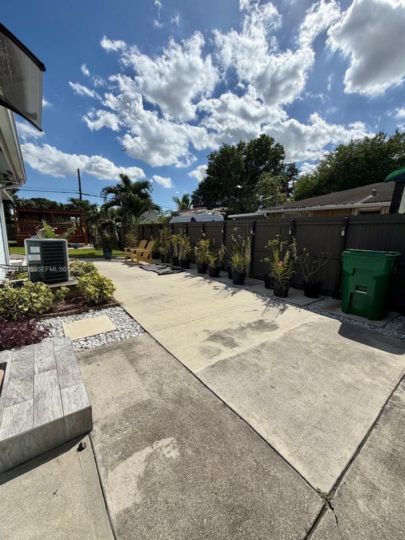 4250 SW 57th Ave, Davie, FL 33314 Photo