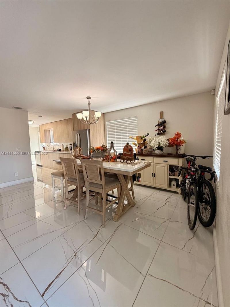 4250 SW 57th Ave, Davie, FL 33314 Photo