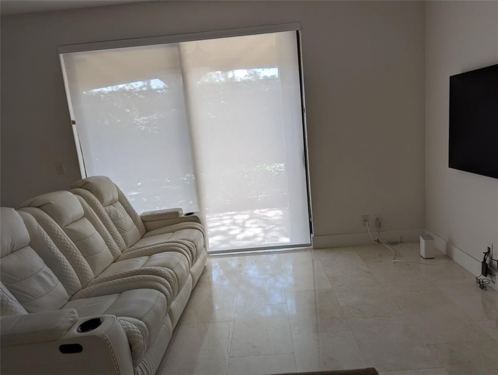 4102 Forest Drive, Weston, FL 33332 Photo