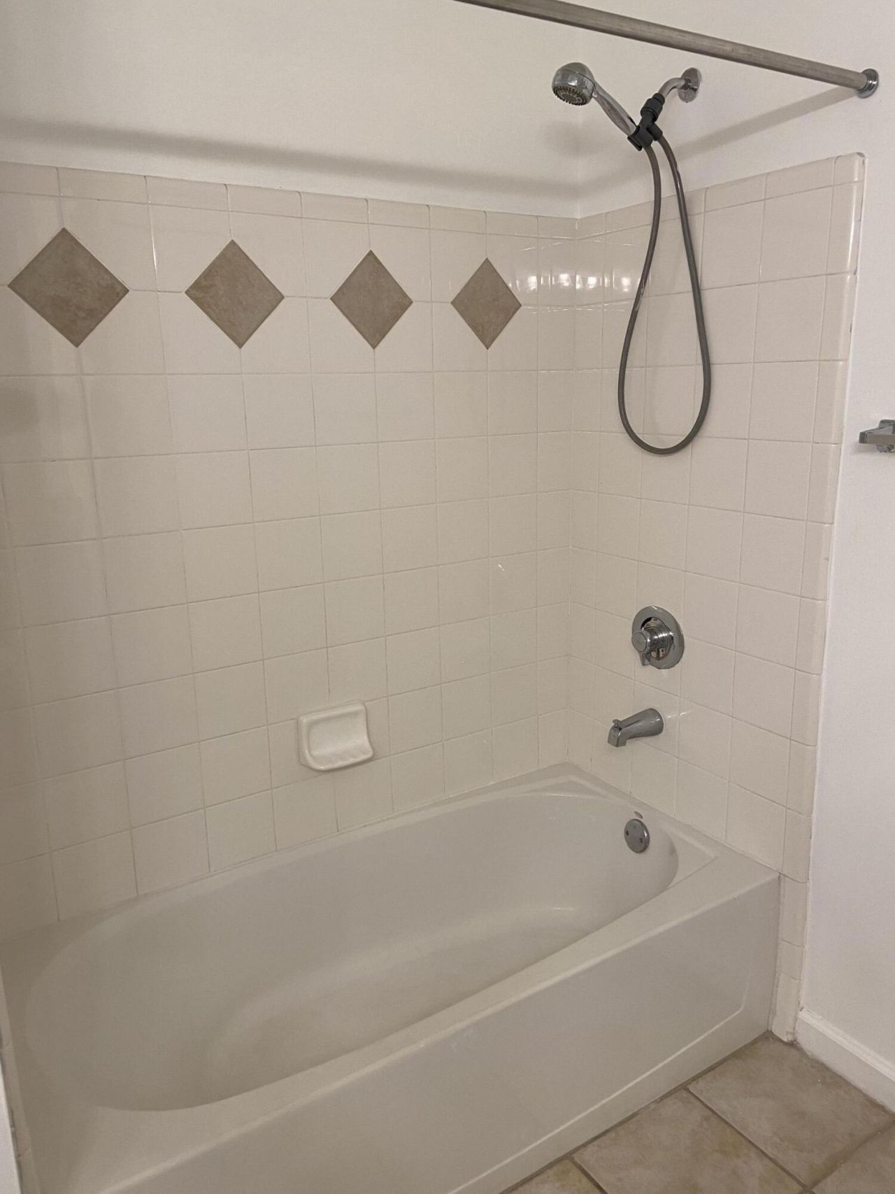 9825 Baywinds Drive, Unit 1308, West Palm Beach, FL 33411 Photo