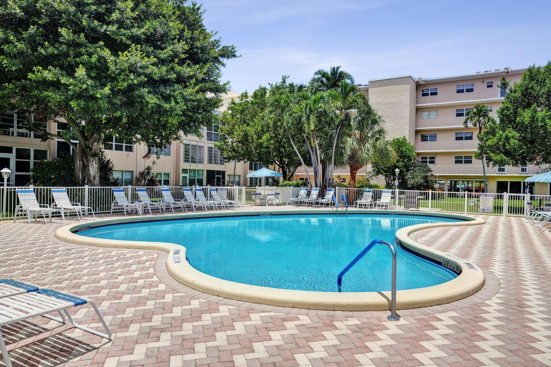 1481 S Ocean Boulevard, Unit 339D, Lauderdale by the Sea, FL 33062 Photo