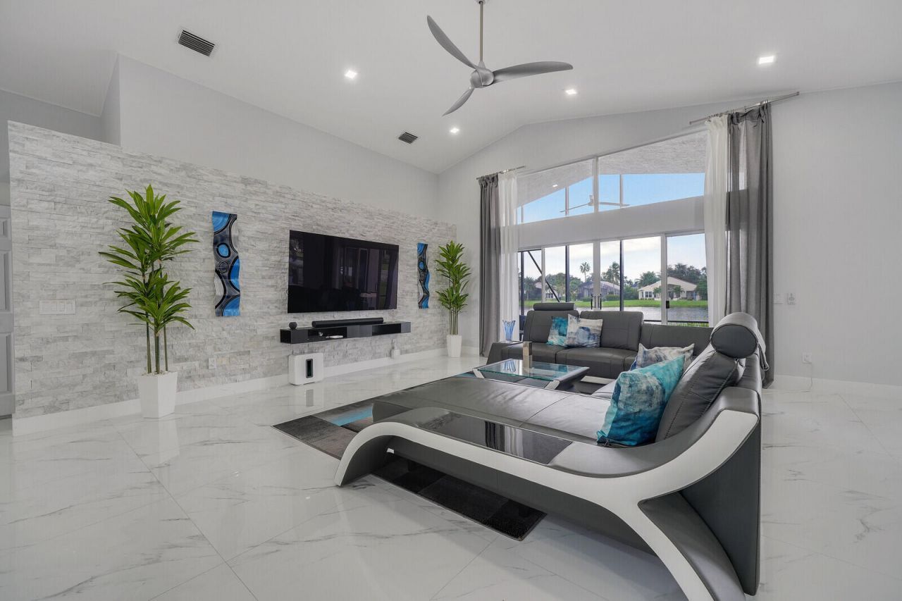 11674 Caracas Boulevard, Boynton Beach, FL 33437 Photo