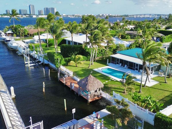 110 Shore Drive, Riviera Beach, FL 33404