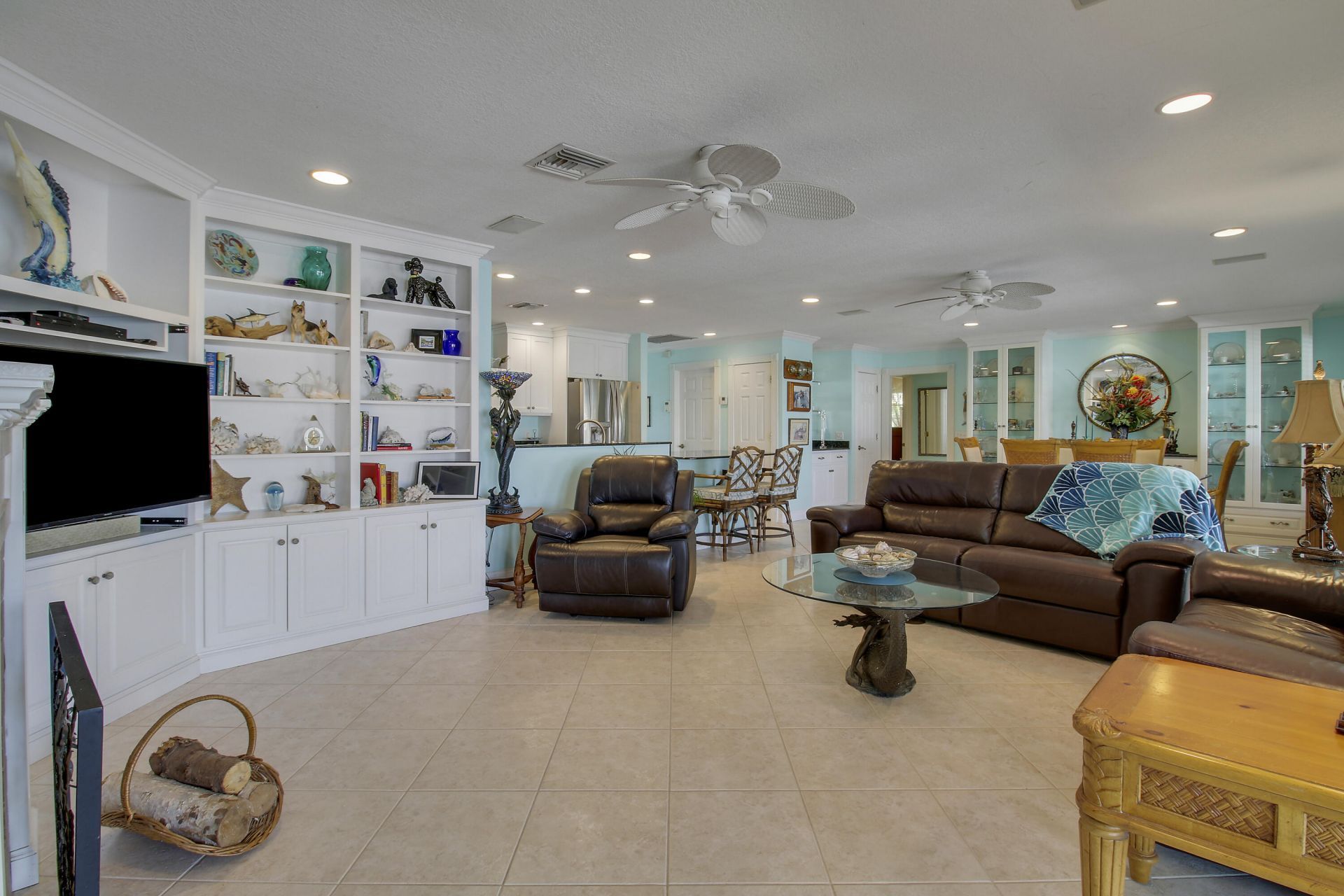 110 Shore Drive, Riviera Beach, FL 33404 Photo