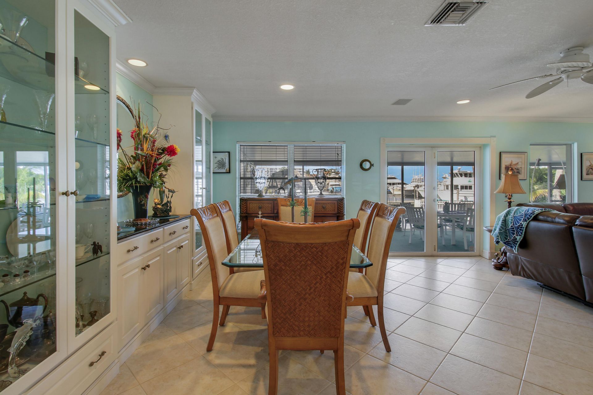 110 Shore Drive, Riviera Beach, FL 33404 Photo