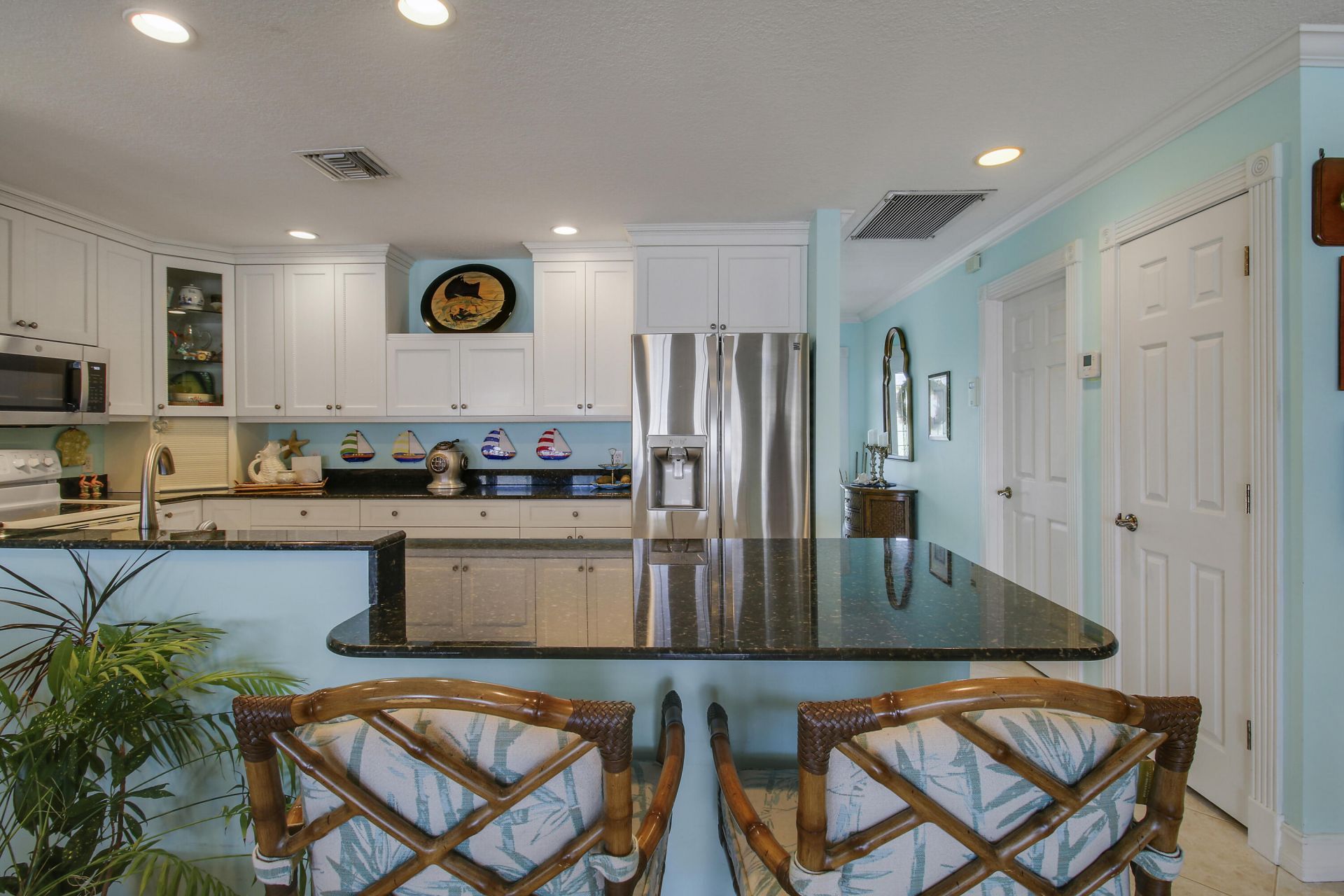 110 Shore Drive, Riviera Beach, FL 33404 Photo