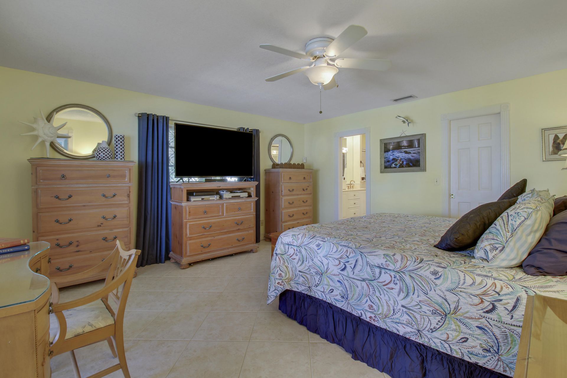 110 Shore Drive, Riviera Beach, FL 33404 Photo