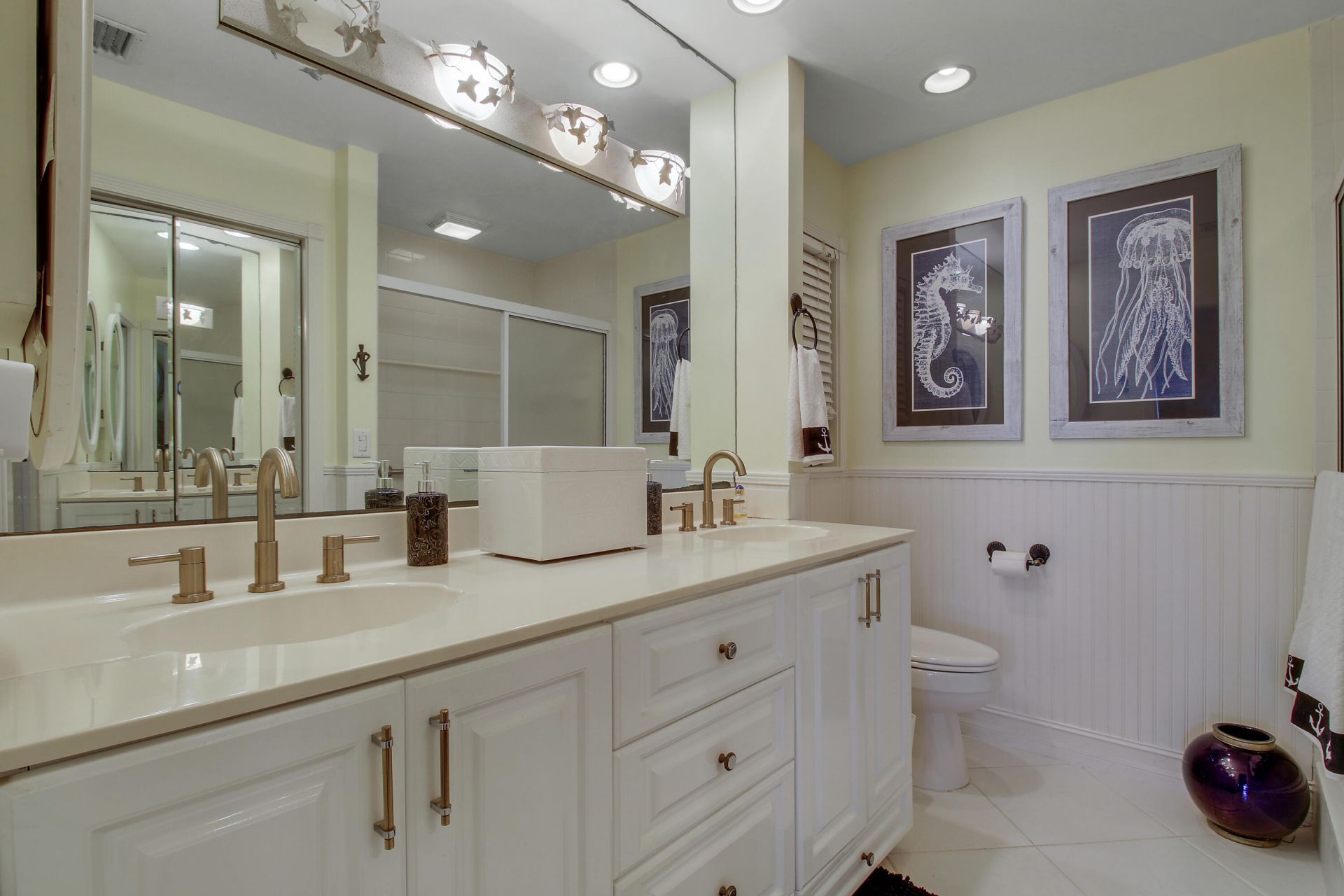 110 Shore Drive, Riviera Beach, FL 33404 Photo