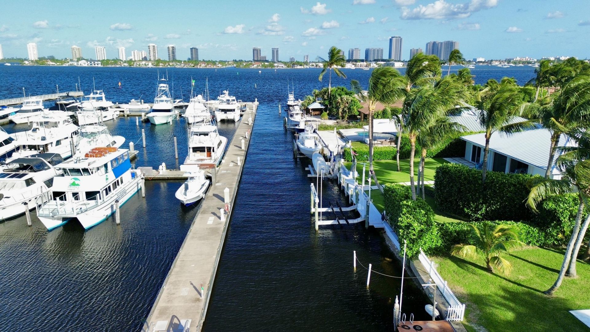 110 Shore Drive, Riviera Beach, FL 33404 Photo