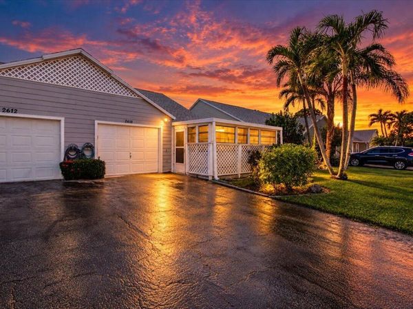 2610 SE Tropical E Circle, Port St. Lucie, FL 34952