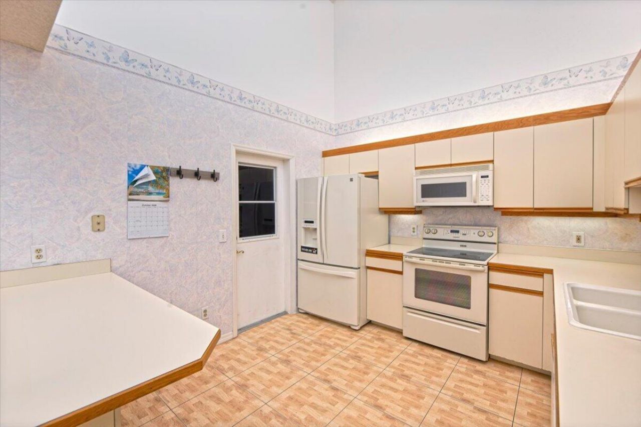 2610 SE Tropical E Circle, Port Saint Lucie, FL 34952 Photo
