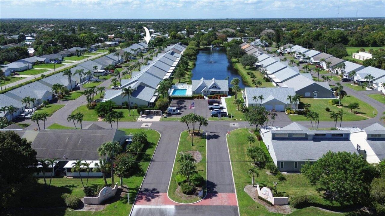 2610 SE Tropical E Circle, Port Saint Lucie, FL 34952 Photo