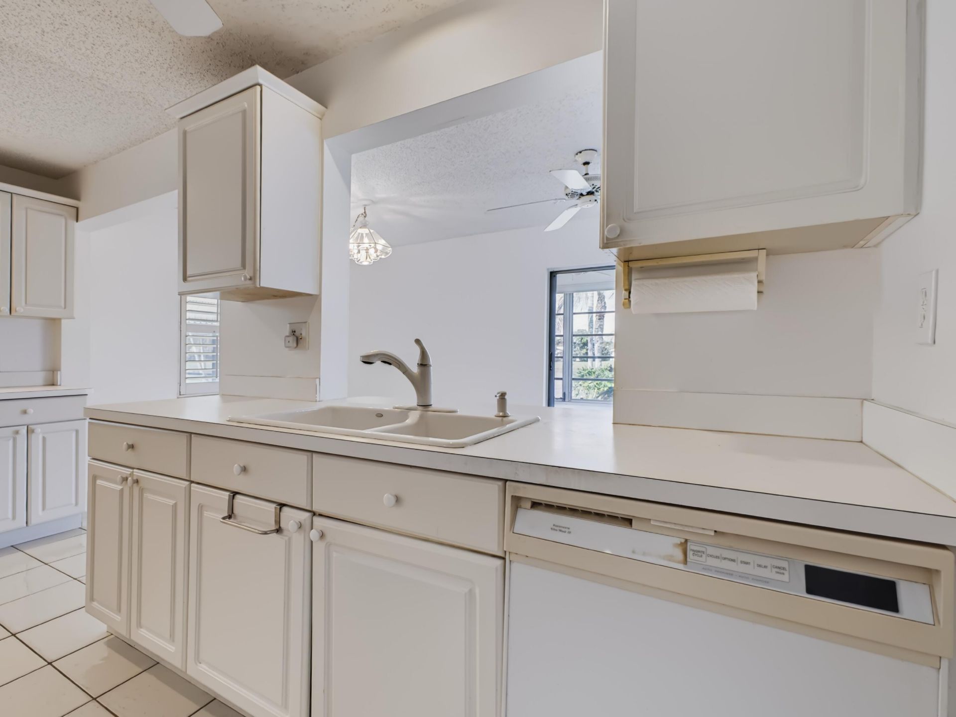 2003 SW Roma Way, Boynton Beach, FL 33426 Photo