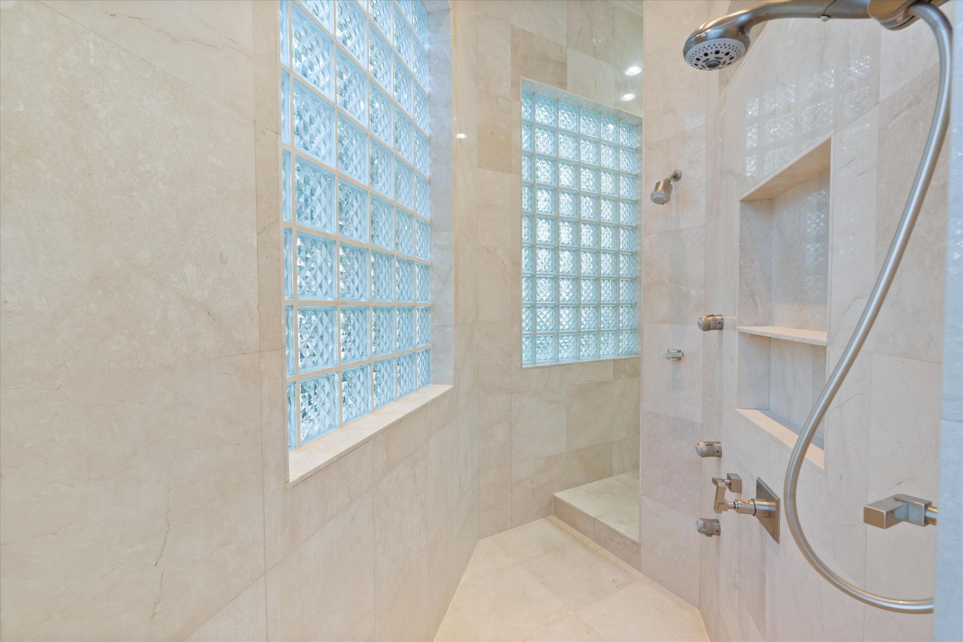 681 Carrotwood Terrace, Plantation, FL 33324 Photo