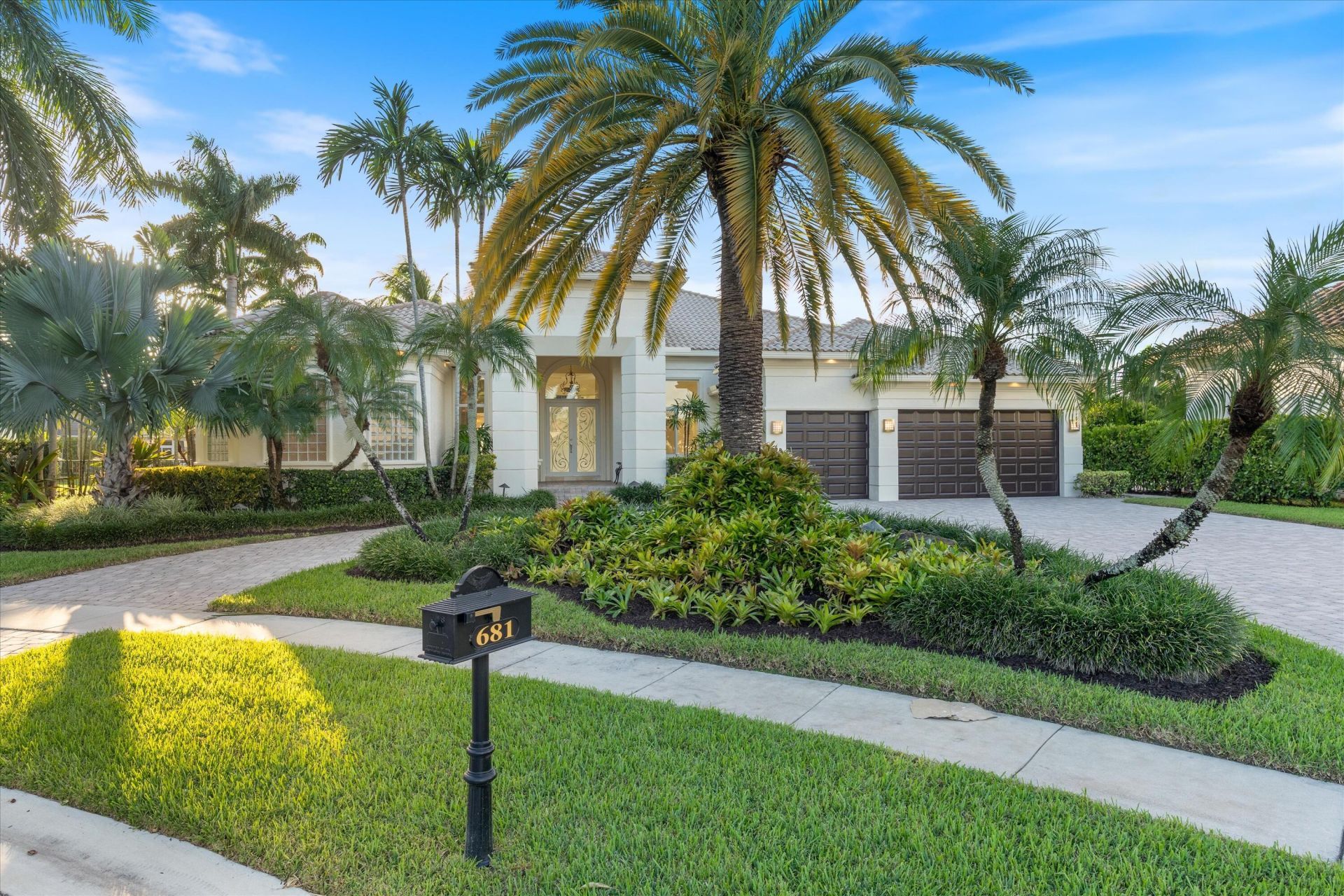 681 Carrotwood Terrace, Plantation, FL 33324 Photo