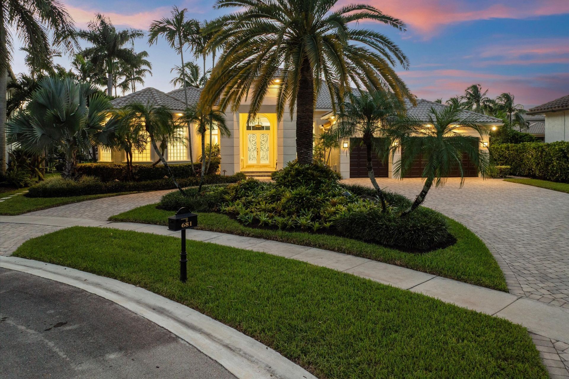 681 Carrotwood Terrace, Plantation, FL 33324 Photo