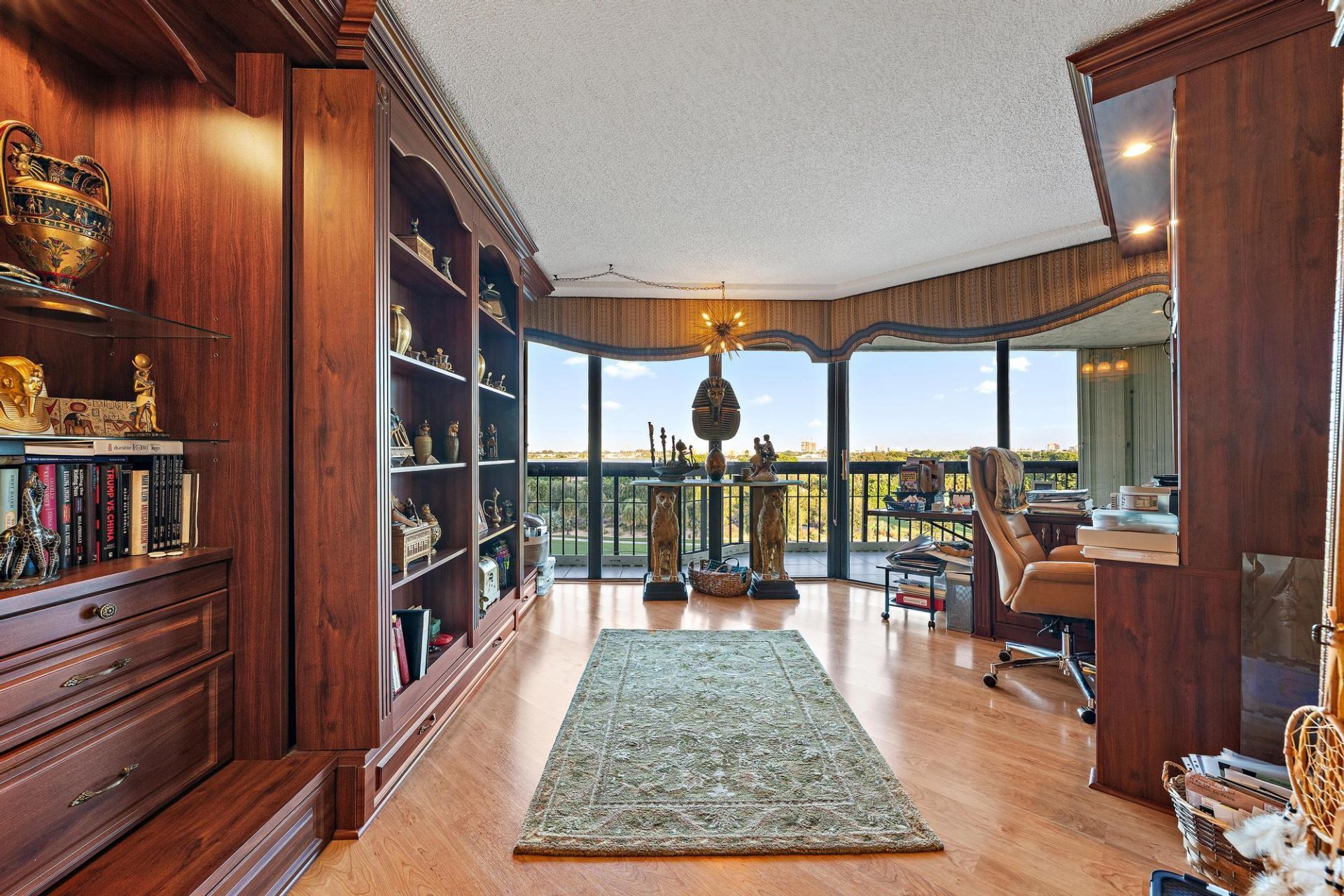 1900 Consulate Place, Unit 503, West Palm Beach, FL 33401 Photo