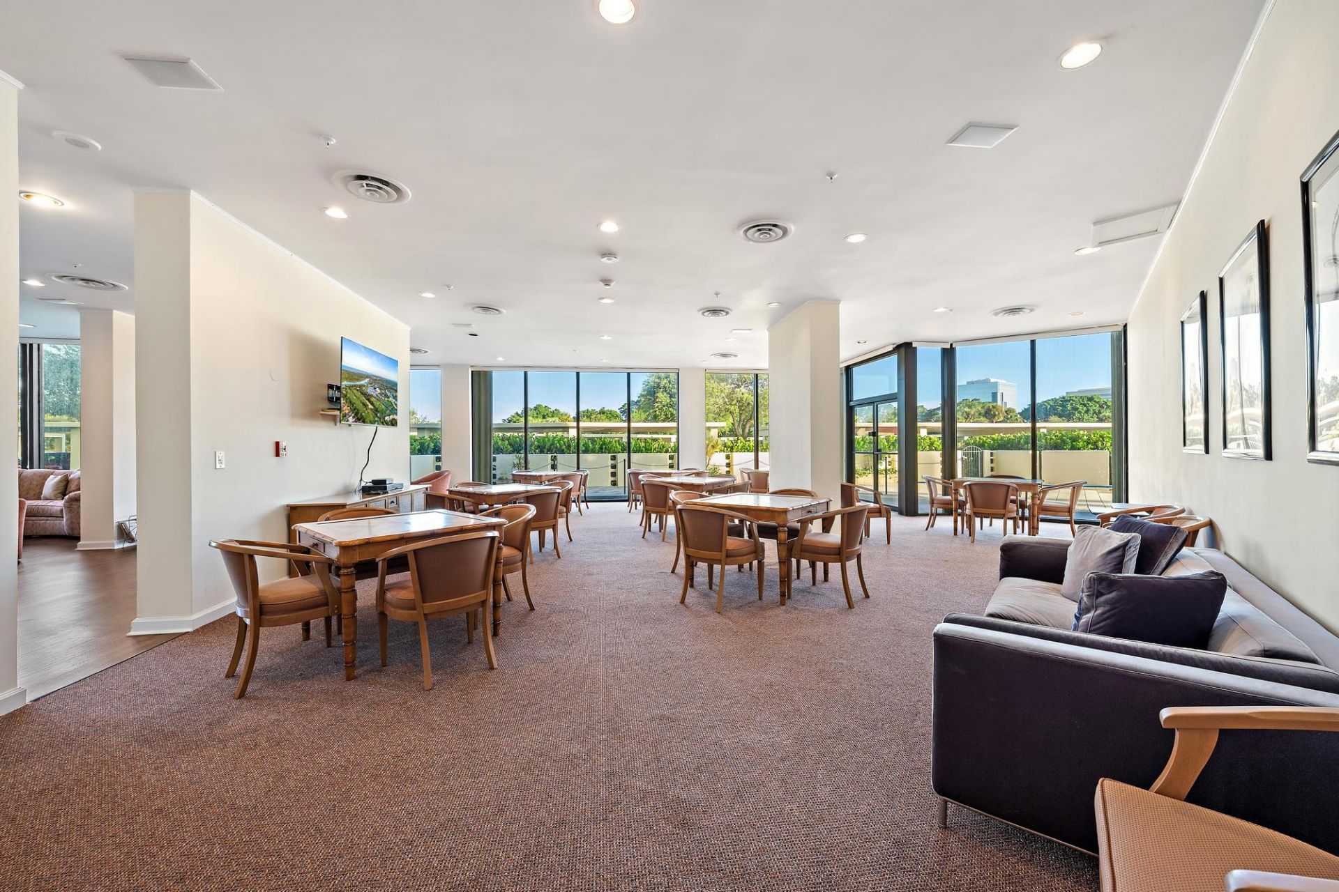 1900 Consulate Place, Unit 503, West Palm Beach, FL 33401 Photo
