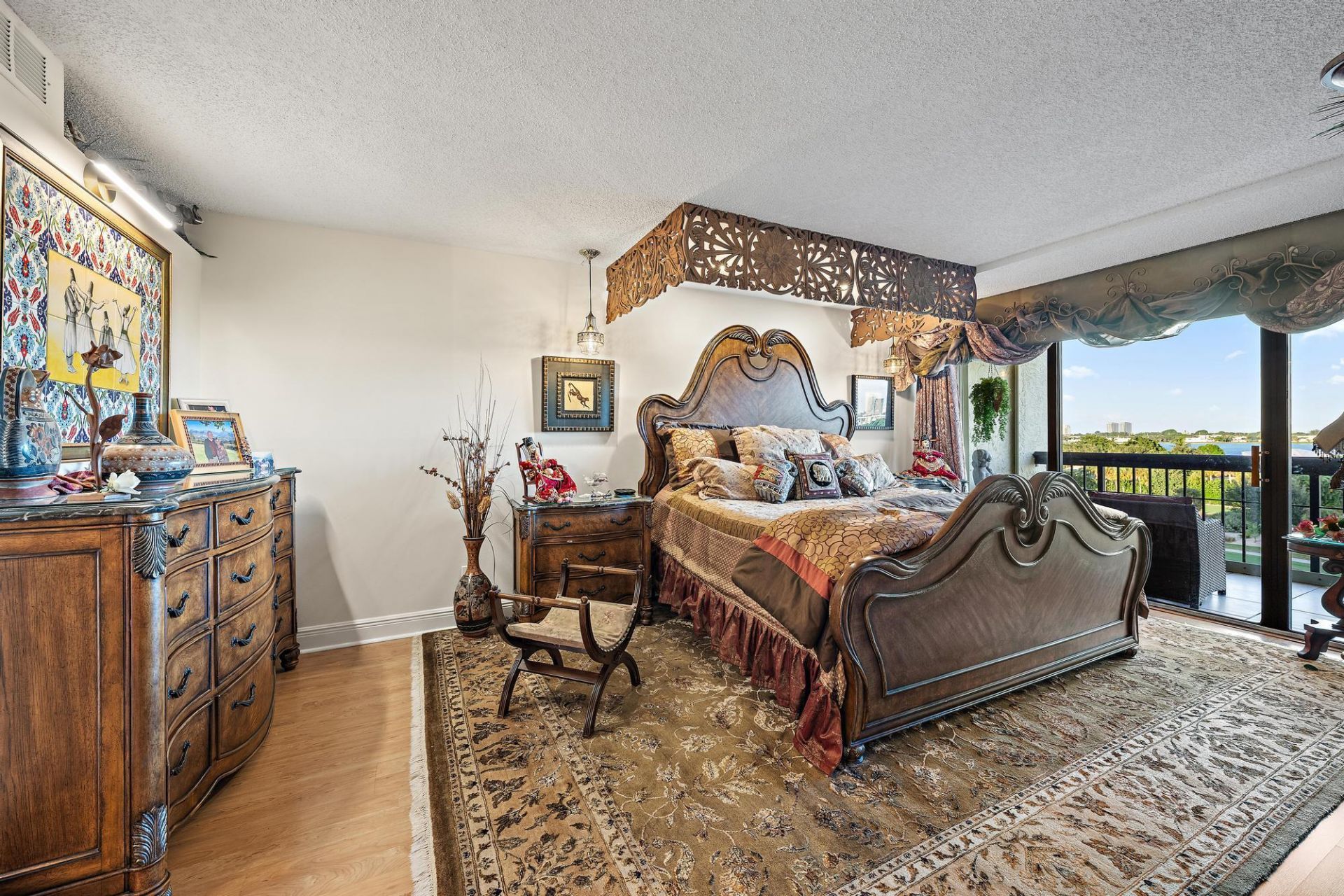 1900 Consulate Place, Unit 503, West Palm Beach, FL 33401 Photo