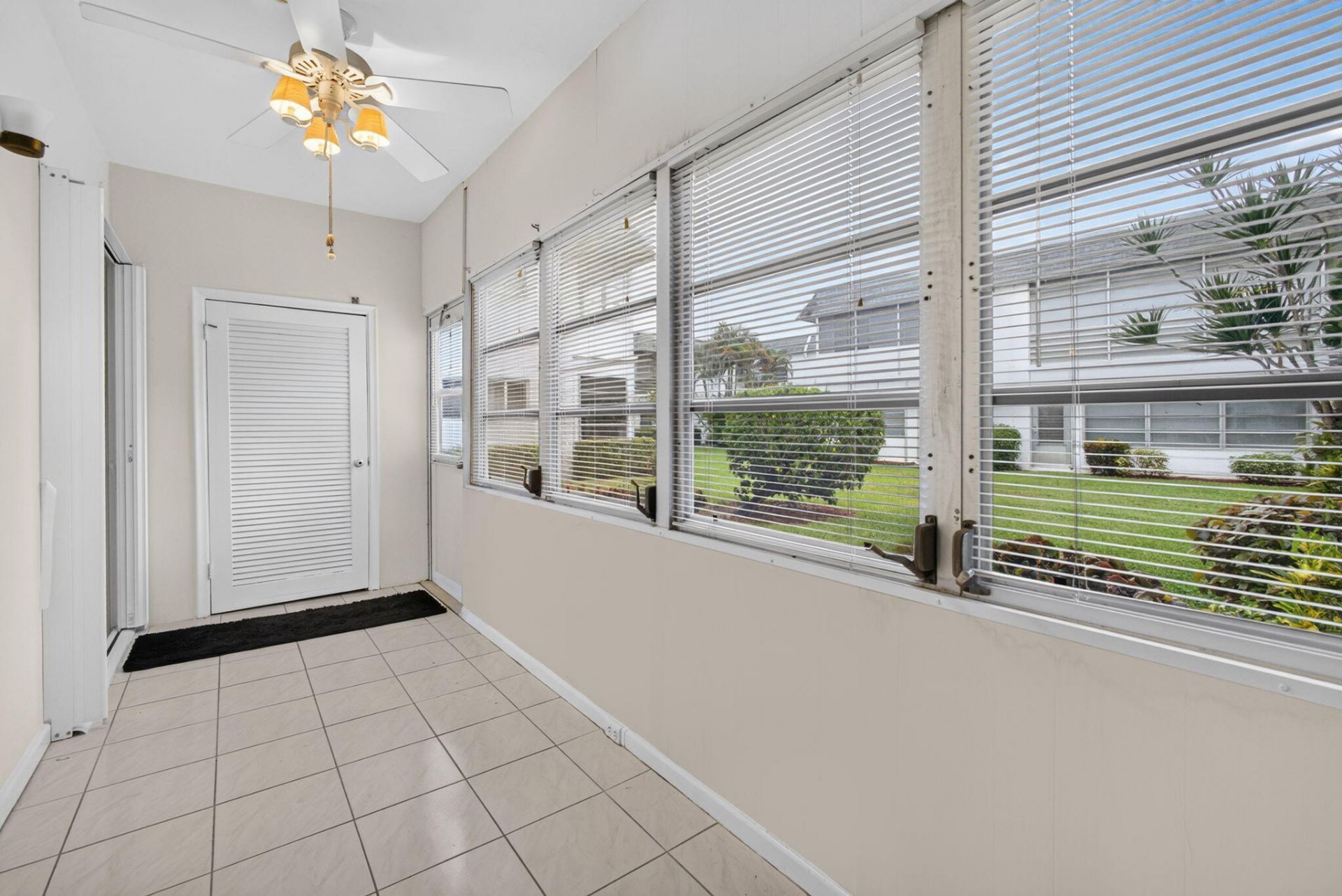 3280 Lake Osborne Drive, Unit #105, Lake Worth Beach, FL 33461 Photo
