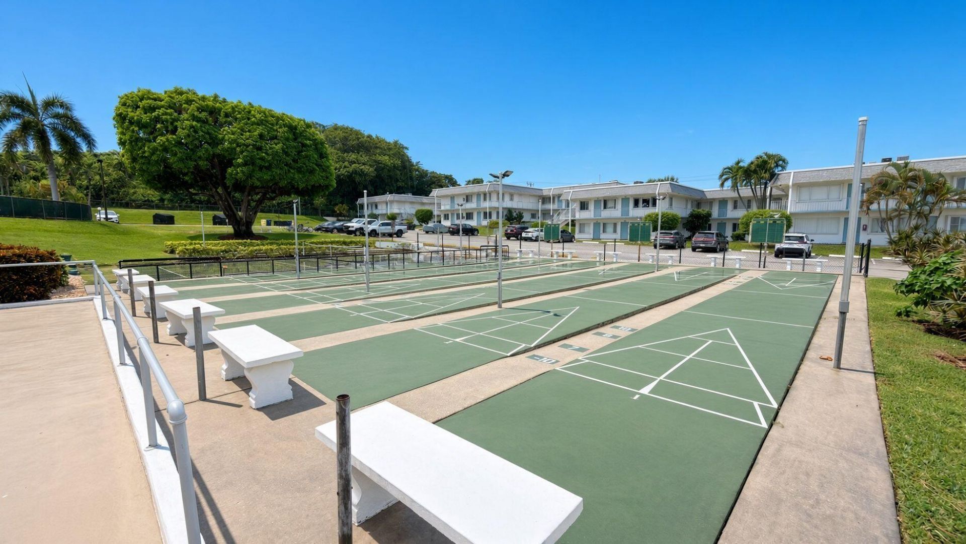 3280 Lake Osborne Drive, Unit #105, Lake Worth Beach, FL 33461 Photo