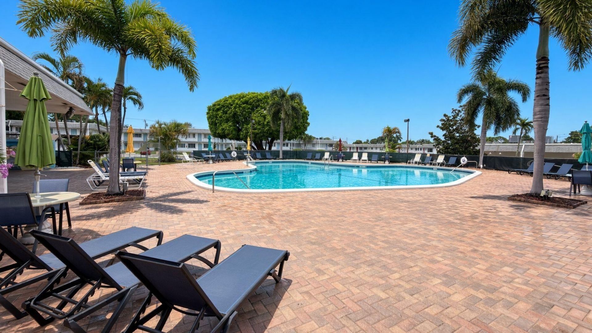 3280 Lake Osborne Drive, Unit #105, Lake Worth Beach, FL 33461 Photo