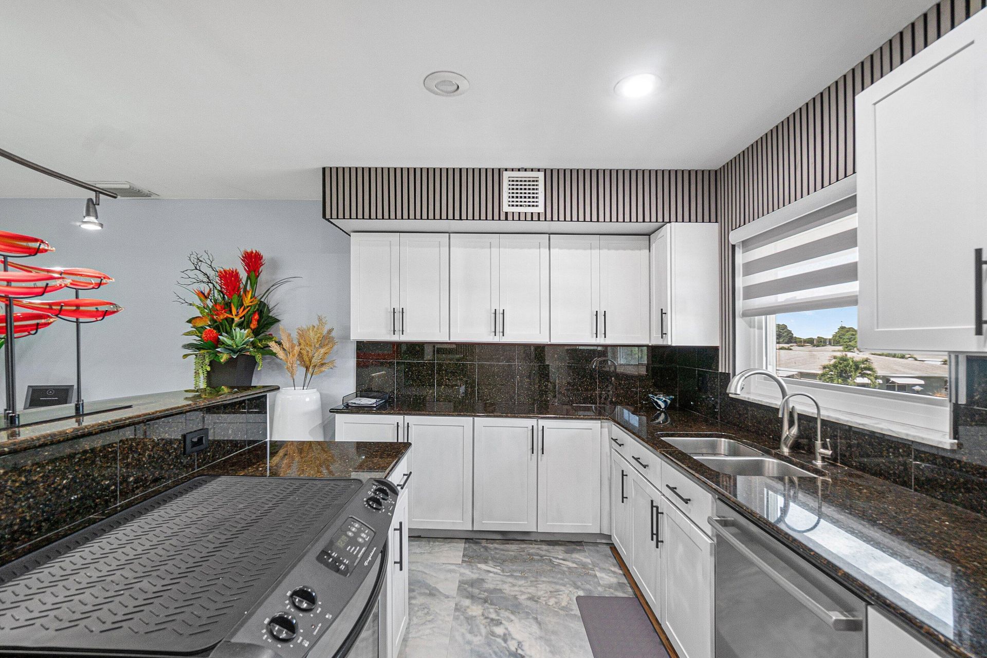 2019 S Seacrest Boulevard, Unit C, Boynton Beach, FL 33435 Photo