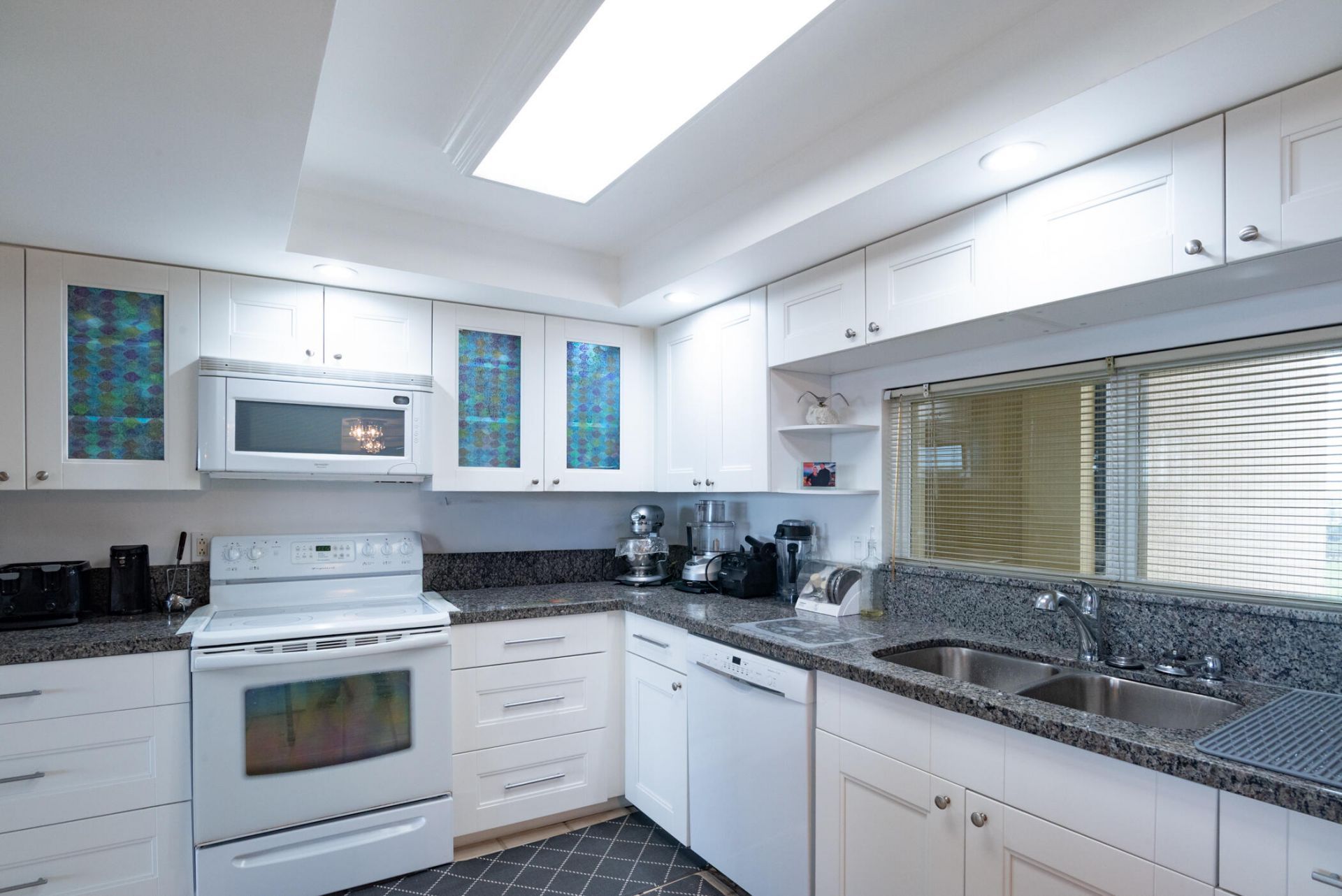 2480 Presidential Way, Unit 1103, West Palm Beach, FL 33401 Photo