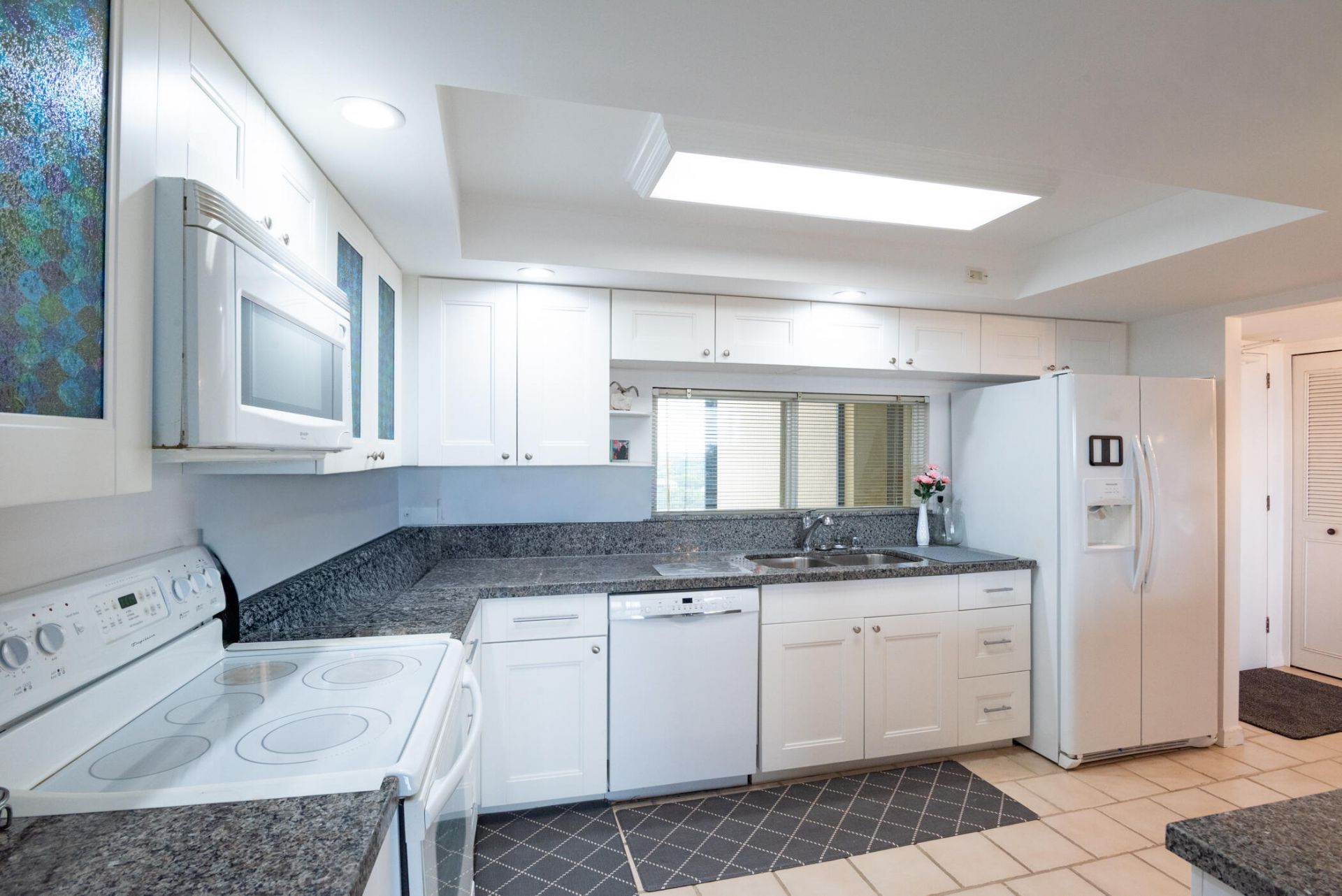 2480 Presidential Way, Unit 1103, West Palm Beach, FL 33401 Photo