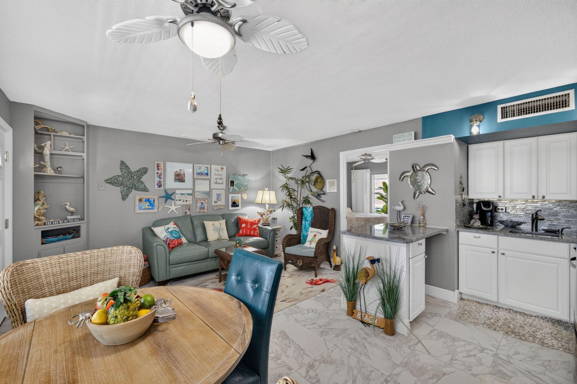 1200 Colonnades Drive, Unit 207, Fort Pierce, FL 34949 Photo