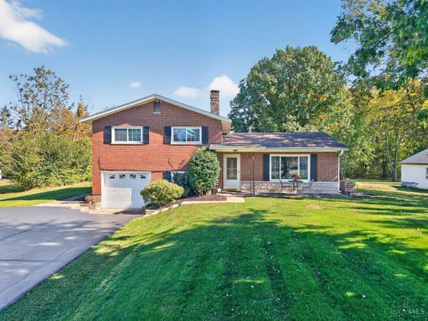 6274 Winding Way, Hamilton Twp, OH 45039