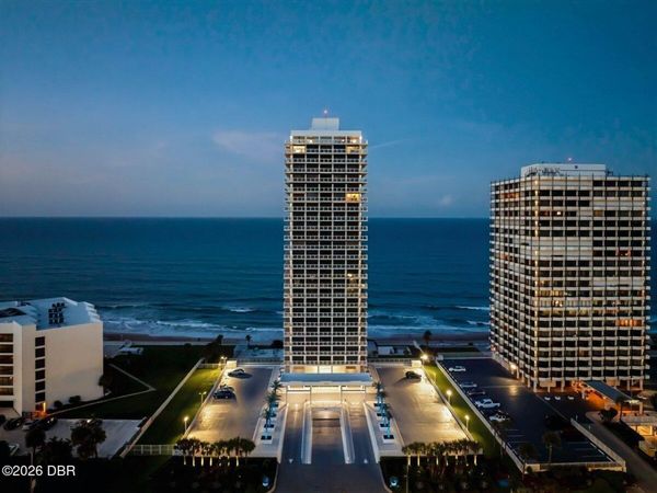 3000 N Atlantic Avenue, Unit 18, Daytona Beach, FL 32118