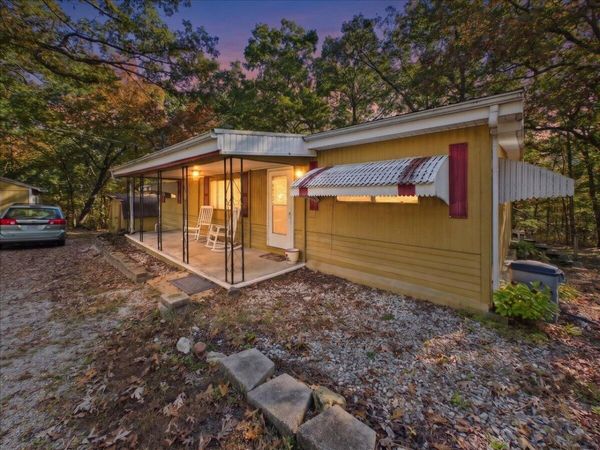 28530 Shore Road , Warsaw, MO 65355