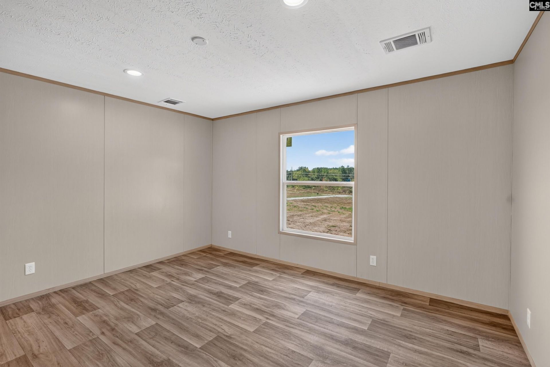 253 Home Farm Road  Photo 27