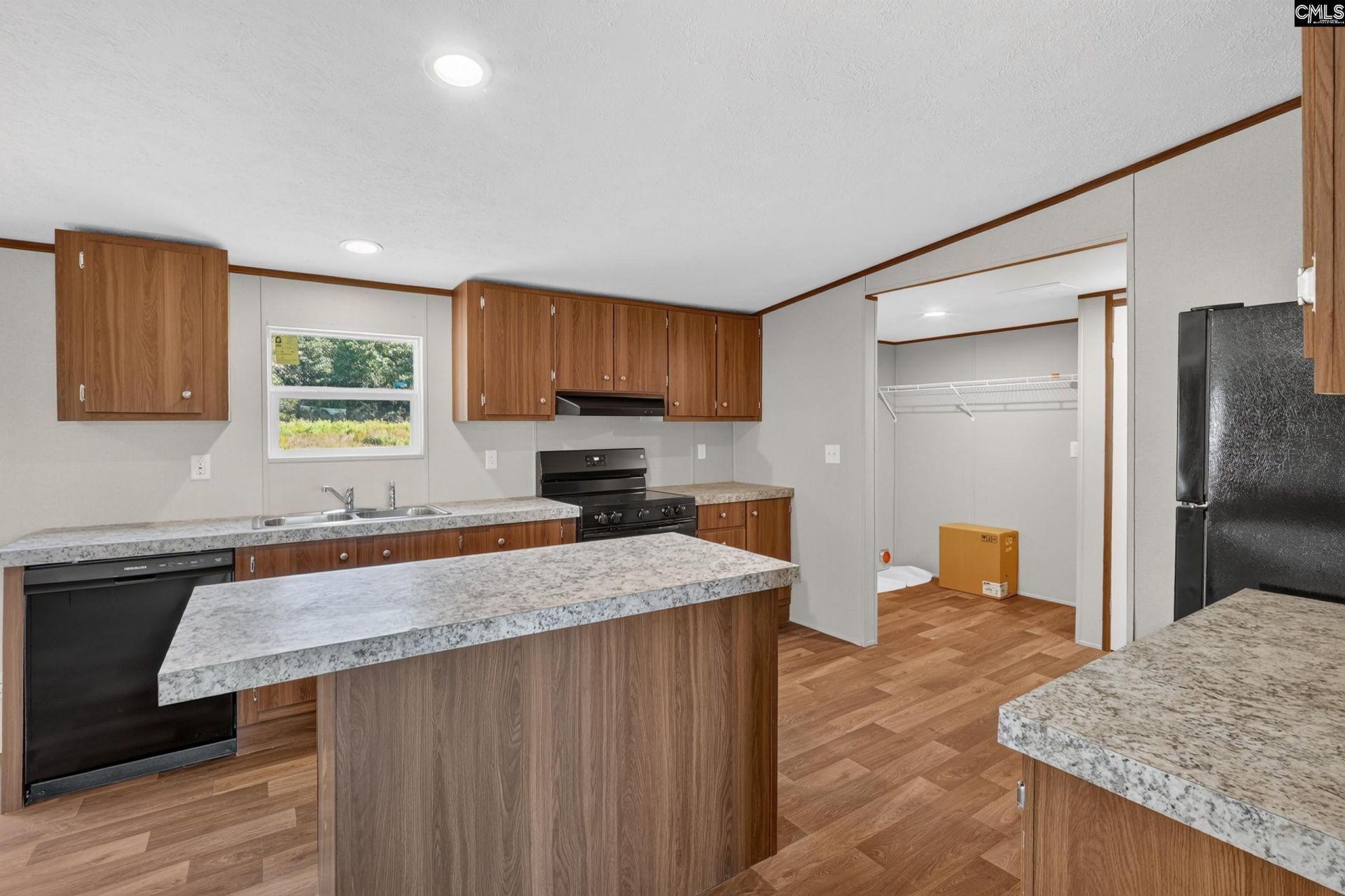 261 Home Farm Road  Photo 14