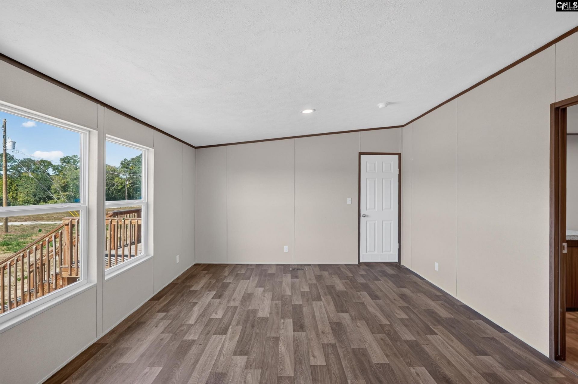 261 Home Farm Road  Photo 25