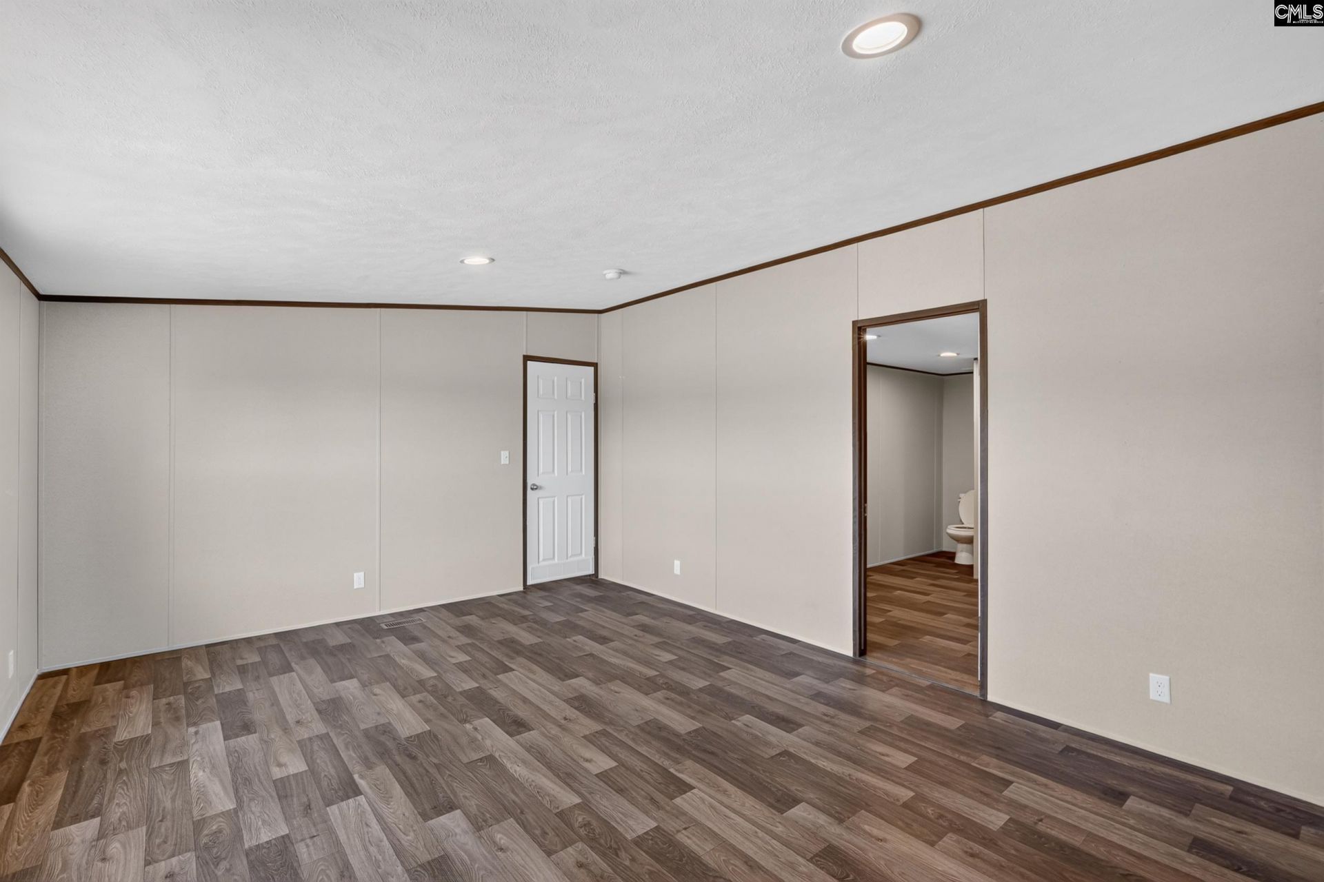 261 Home Farm Road  Photo 26