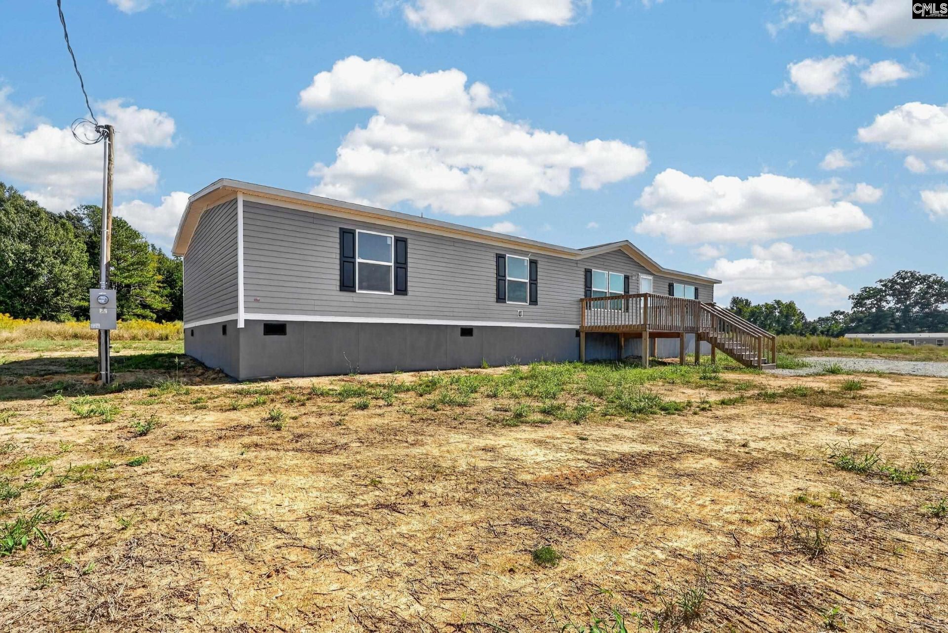 261 Home Farm Road  Photo 4