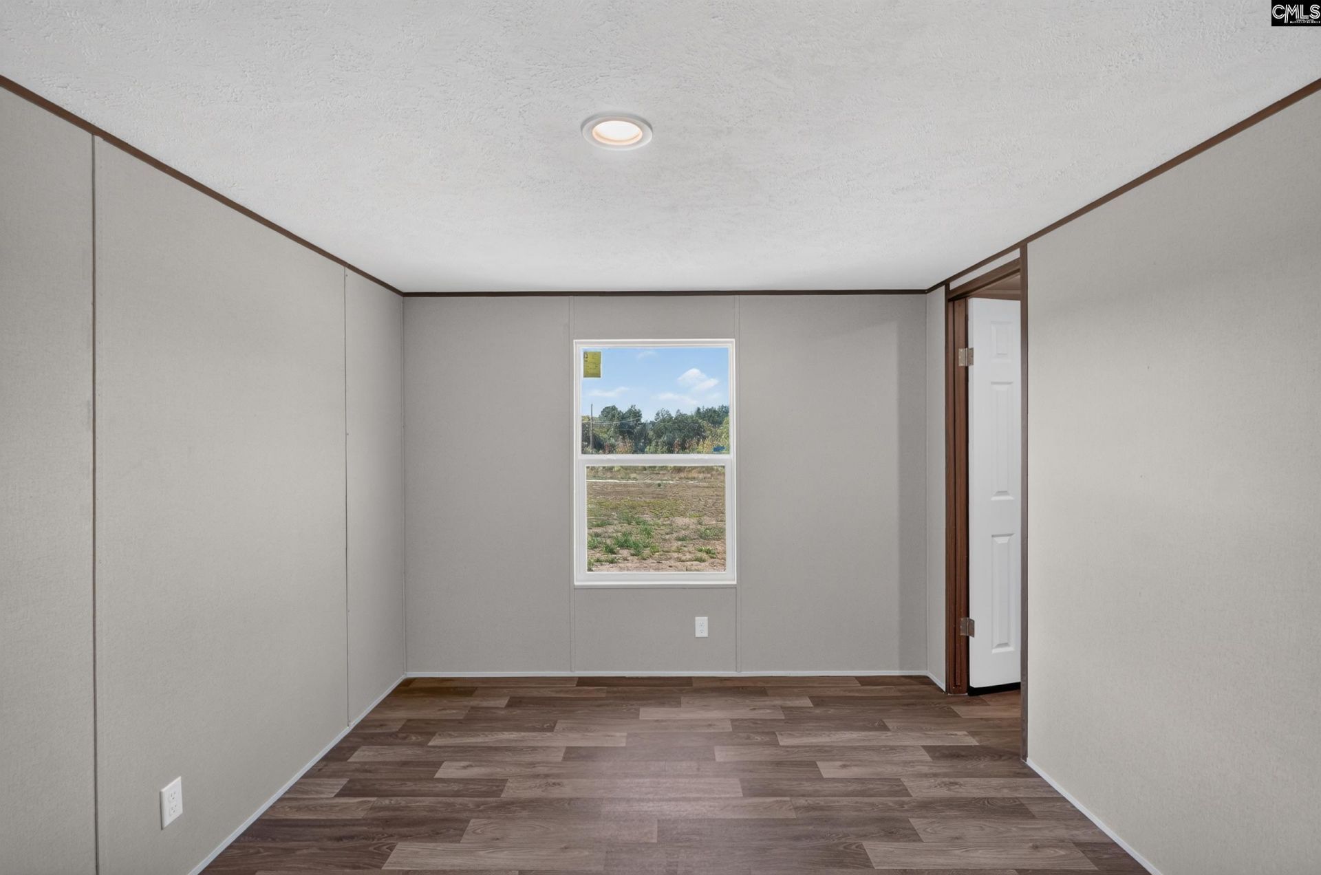 261 Home Farm Road  Photo 41