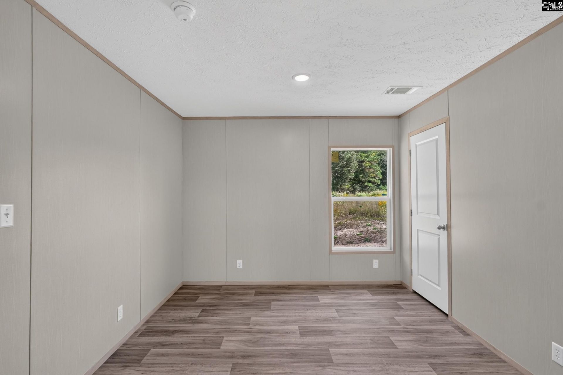 267 Home Farm Road  Photo 36