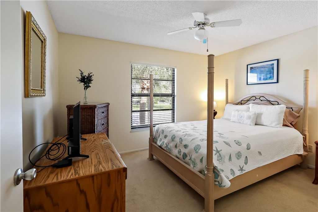 31 Plantation Drive, Unit 204, Vero Beach, FL 32966 Photo