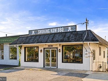 3250 DUKE STREET , ALEXANDRIA, VA 22314
